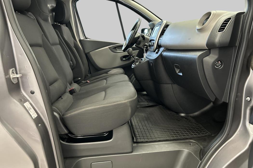 RENAULT Trafic 2017