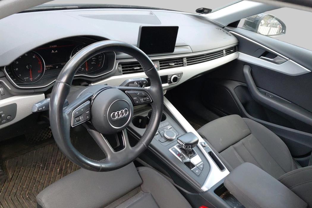 AUDI A4 2018