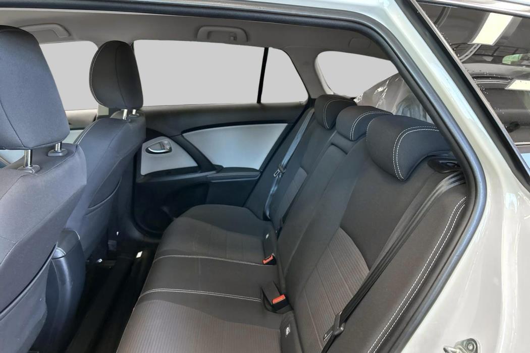 TOYOTA Avensis 2018
