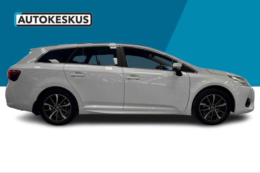 TOYOTA Avensis 2018