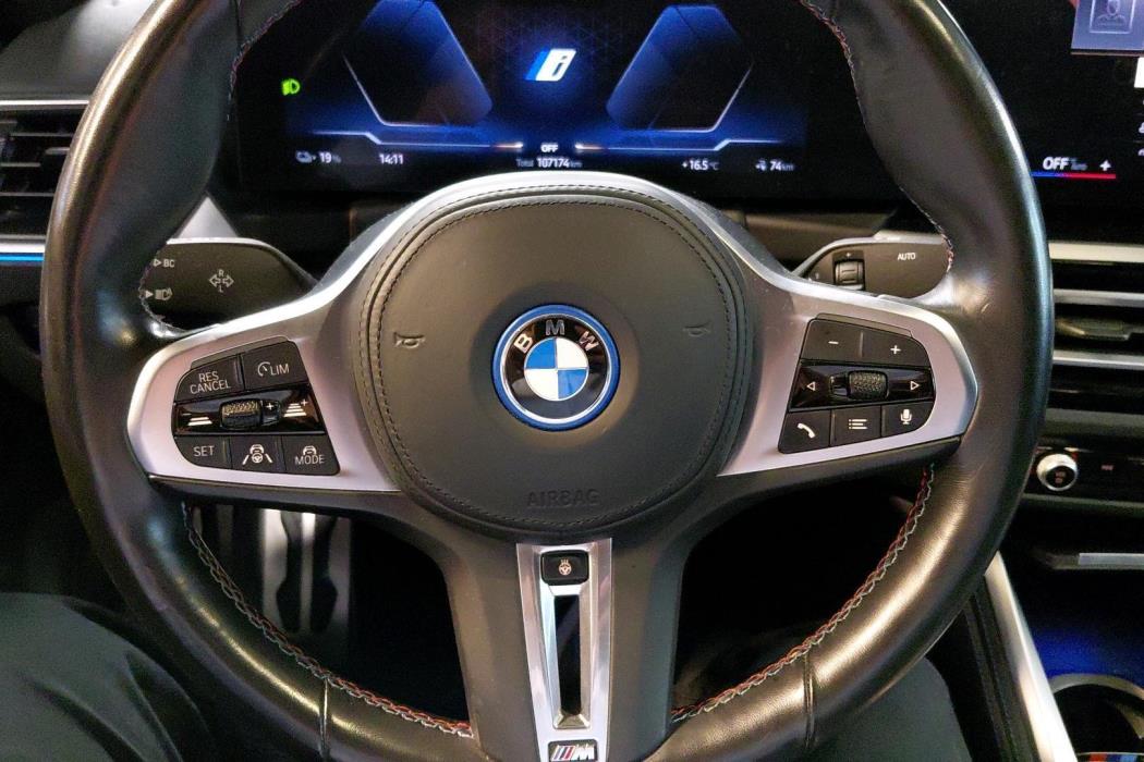 BMW i4 2023