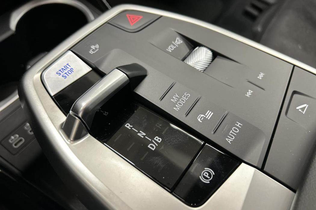BMW iX2 2026