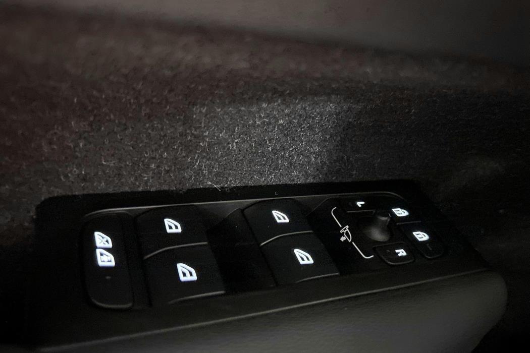VOLVO XC40 2021