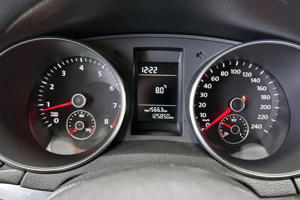 VOLKSWAGEN Golf 2011