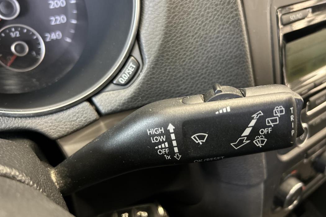 VOLKSWAGEN Golf 2011