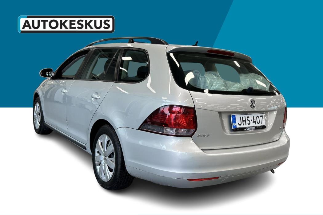 VOLKSWAGEN Golf 2011
