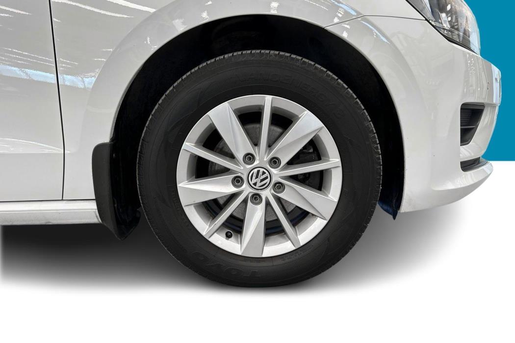 VOLKSWAGEN Golf Sportsvan 2017