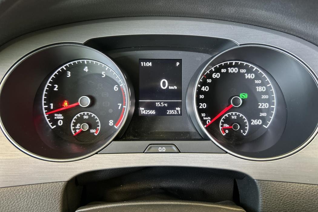 VOLKSWAGEN Golf Sportsvan 2017