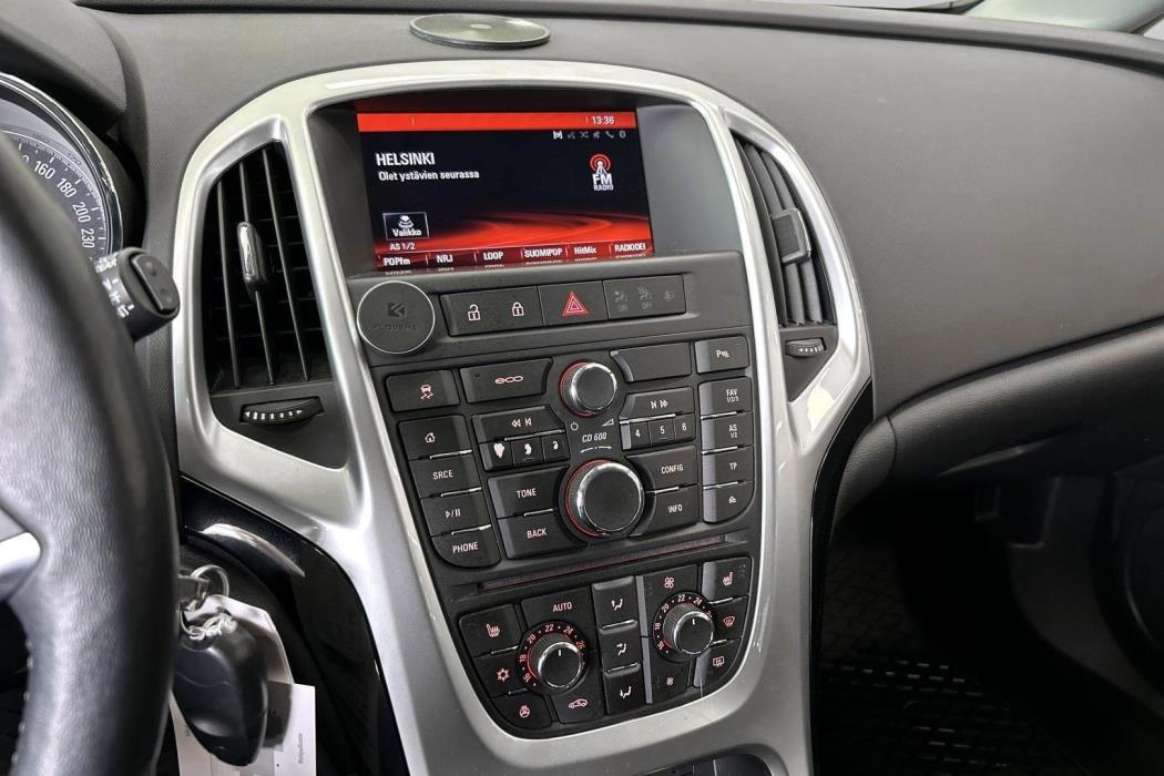 OPEL Astra 2015