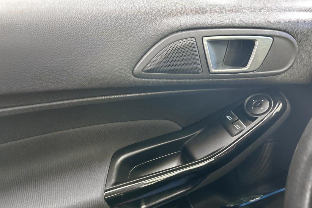 FORD Fiesta 2017