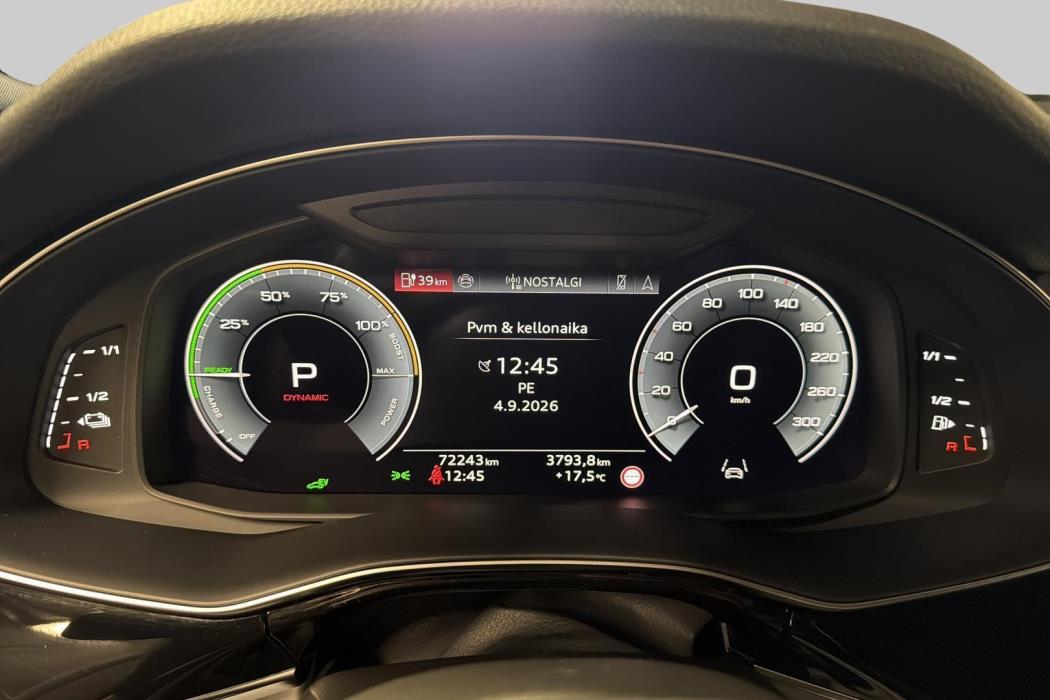 AUDI Q8 2023
