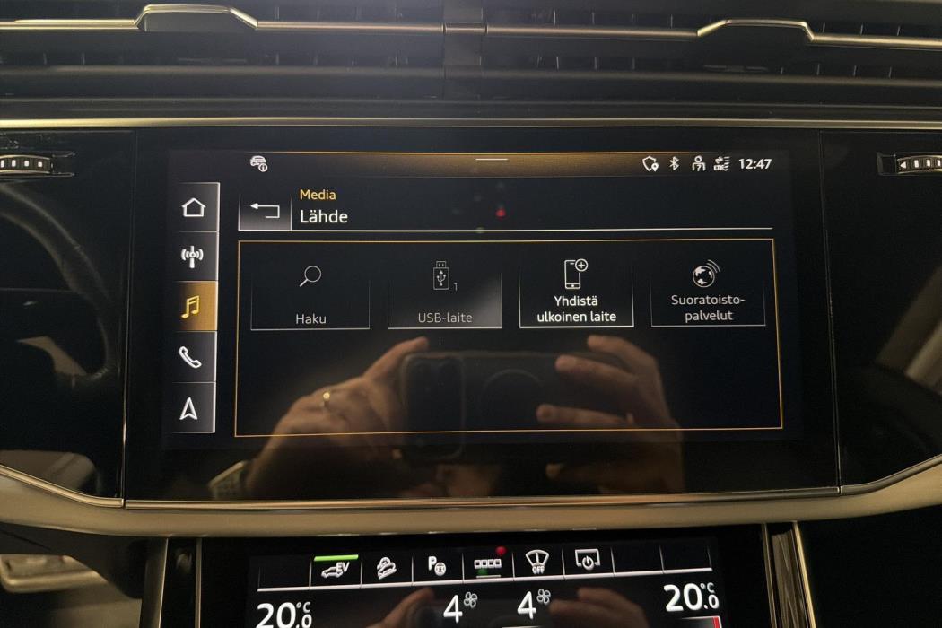 AUDI Q8 2023
