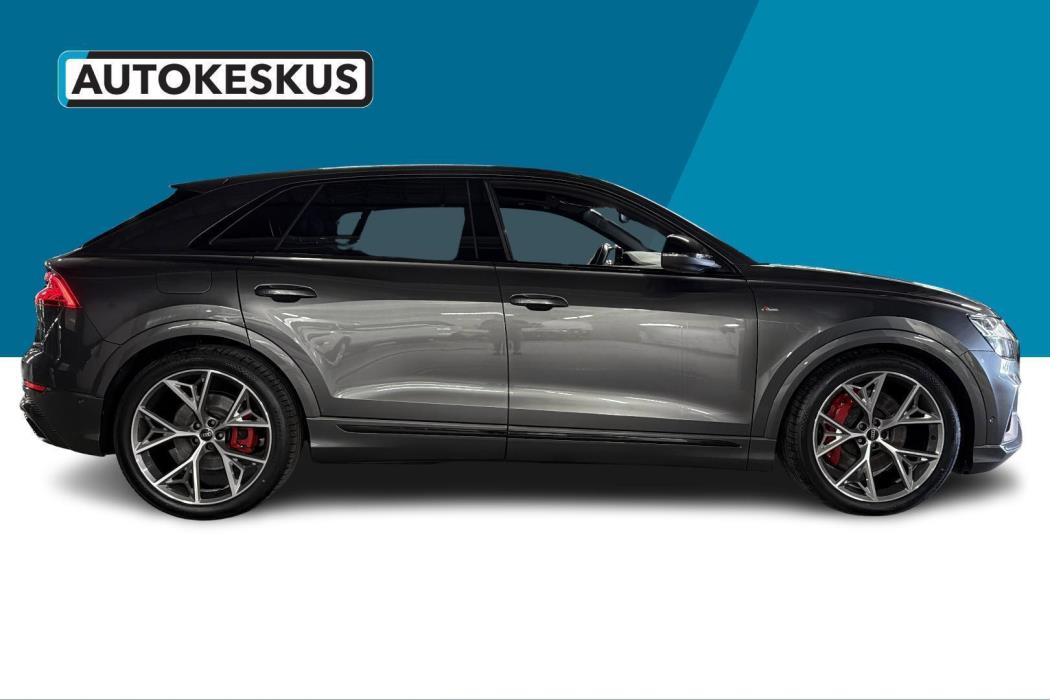 AUDI Q8 2023