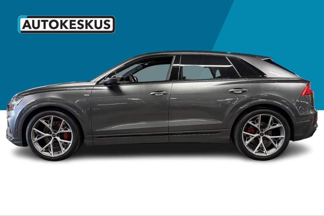 AUDI Q8 2023