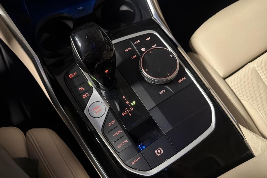 BMW 3-sarja 2022