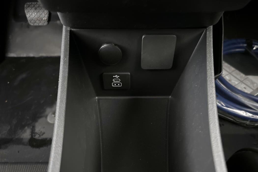 FORD Transit Courier 2025