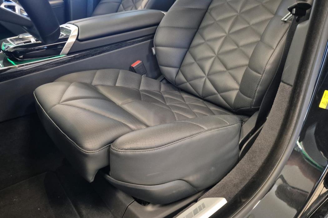BMW I7 2024