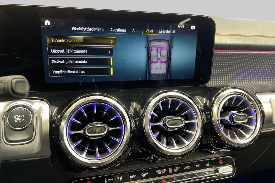 MERCEDES-BENZ EQB 2023