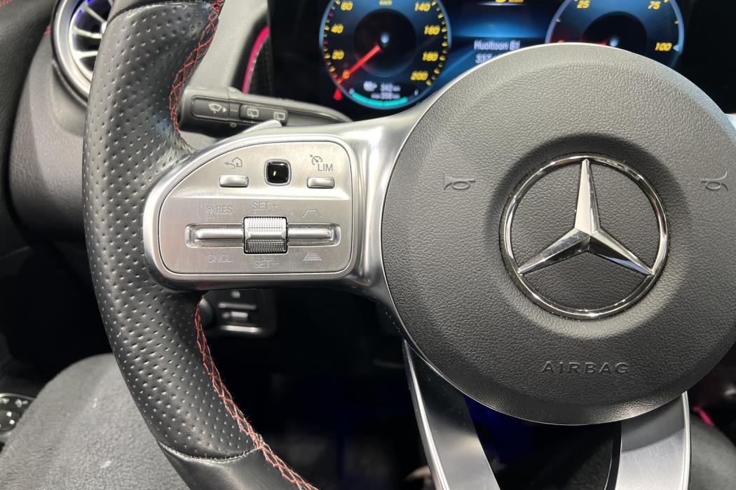 MERCEDES-BENZ EQB 2023
