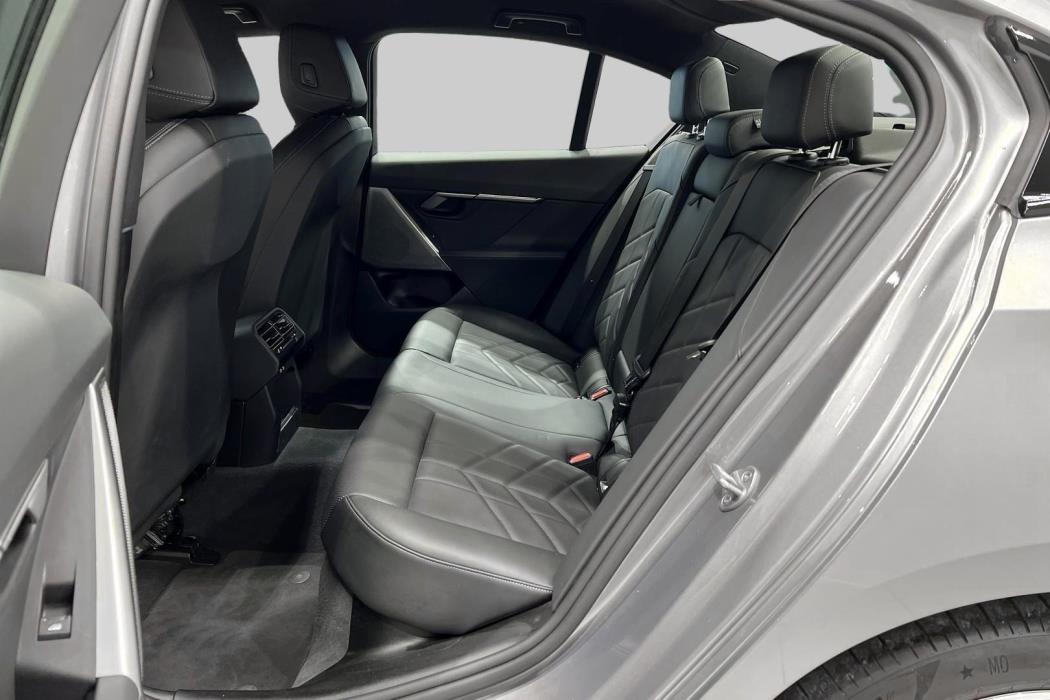 BMW I5 2024