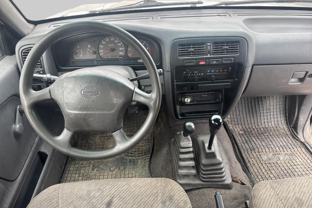 NISSAN Pick-up 1999