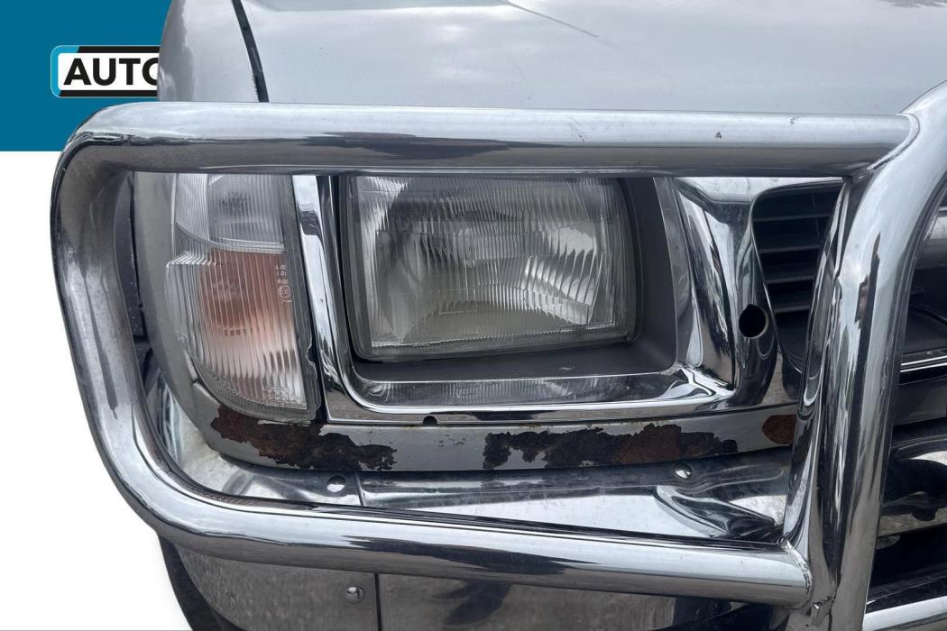 NISSAN Pick-up 1999