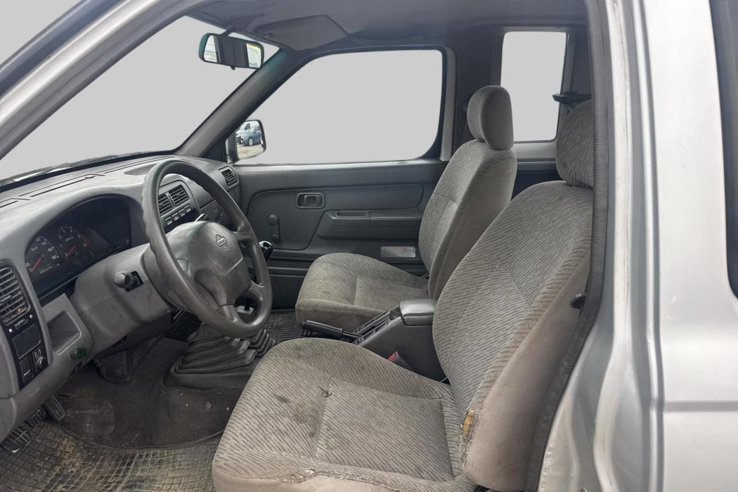 NISSAN Pick-up 1999