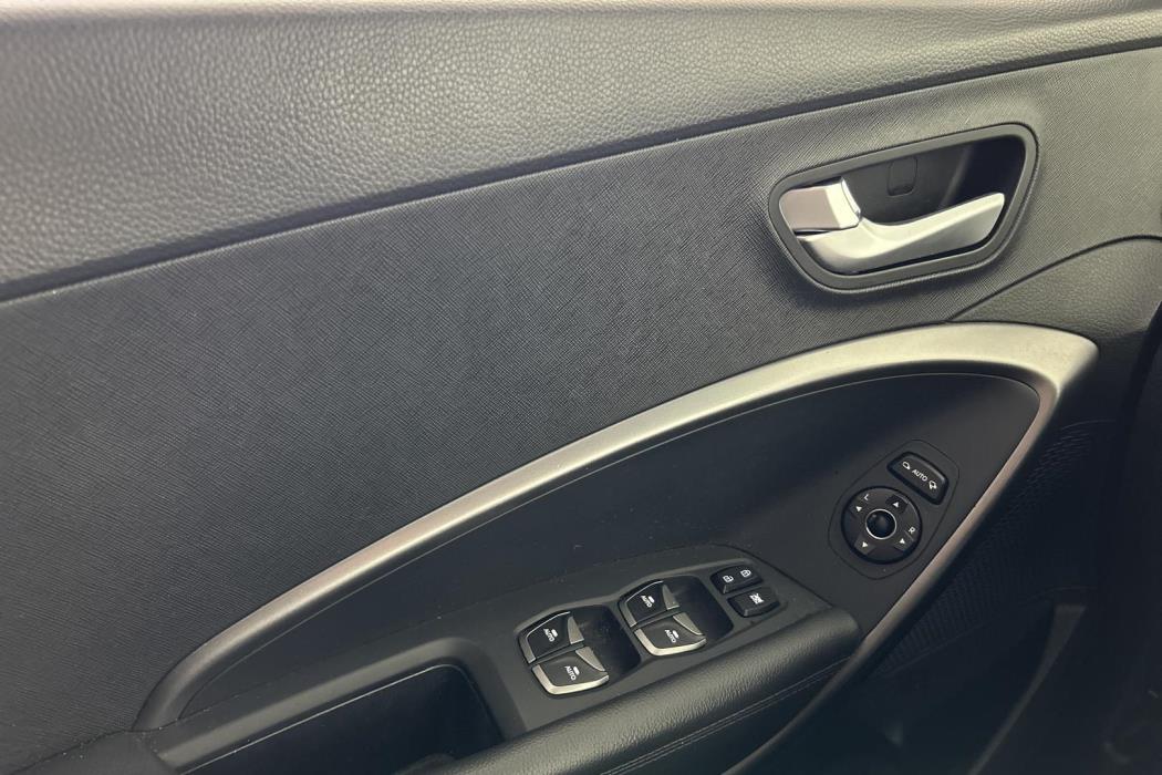 HYUNDAI Santa Fe 2016