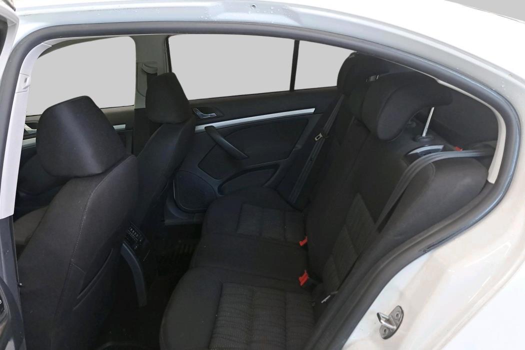 SKODA Octavia 2011