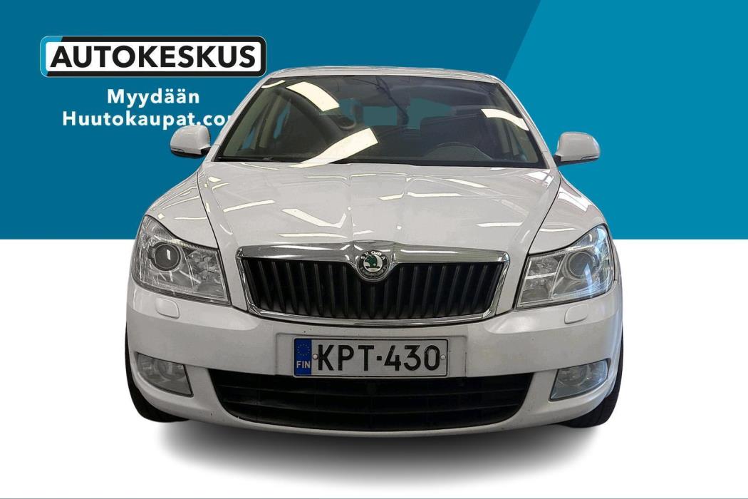 SKODA Octavia 2011
