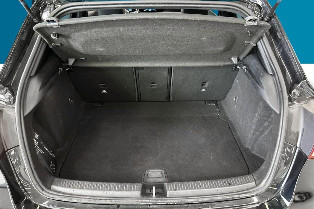 MERCEDES-BENZ A 2018