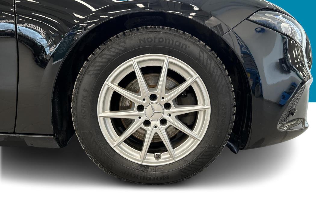 MERCEDES-BENZ A 2018