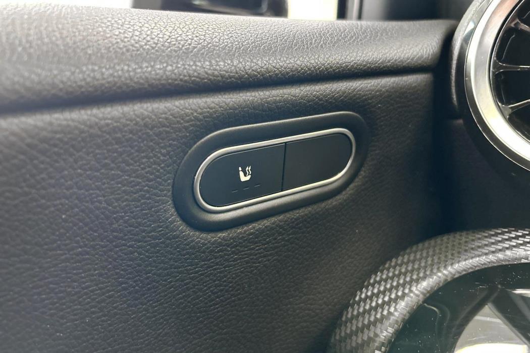 MERCEDES-BENZ A 2018