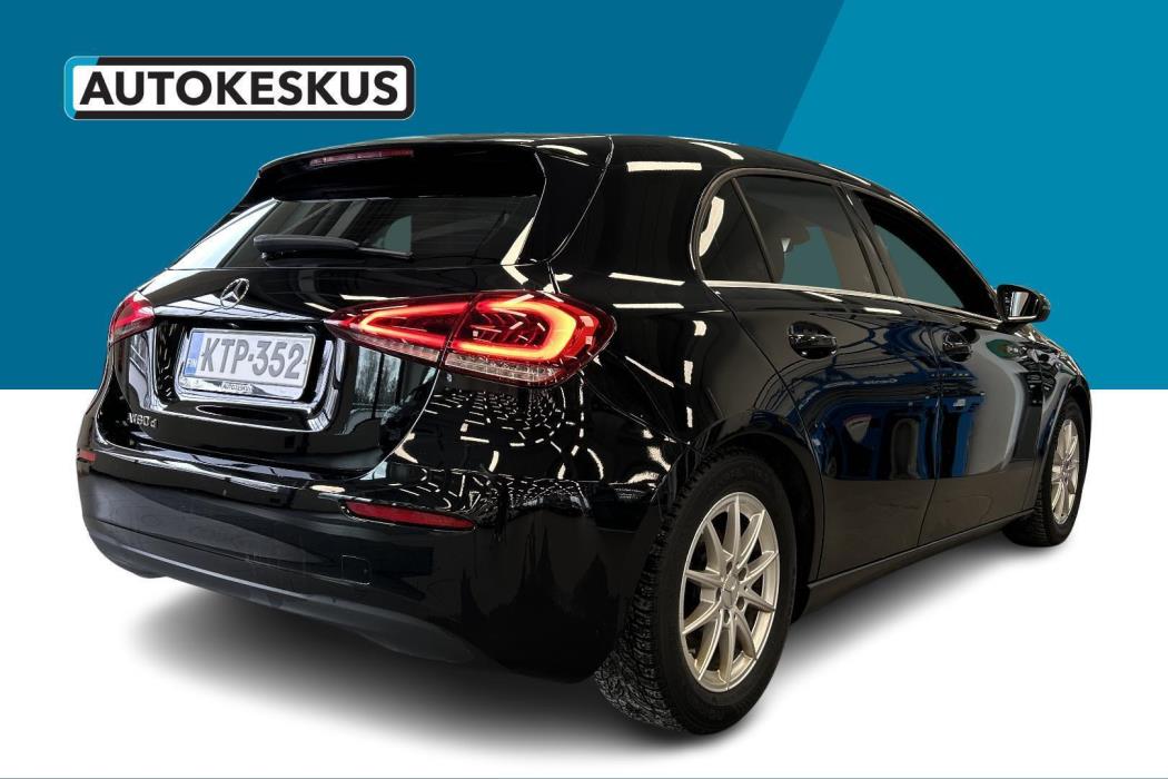 MERCEDES-BENZ A 2018