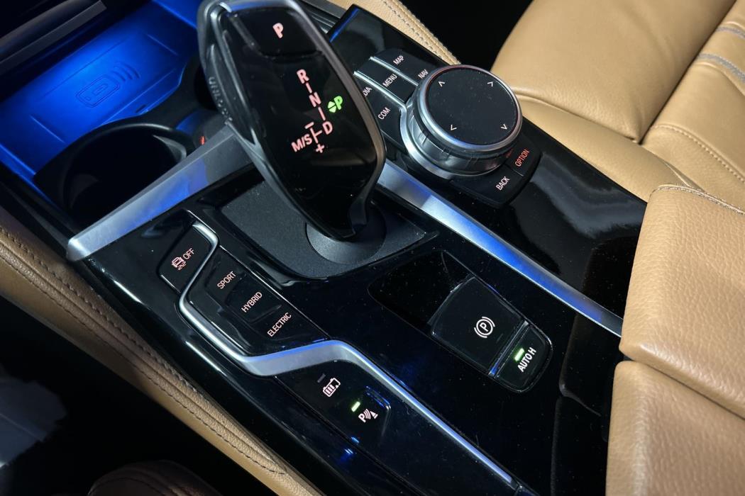 BMW 5-sarja 2021