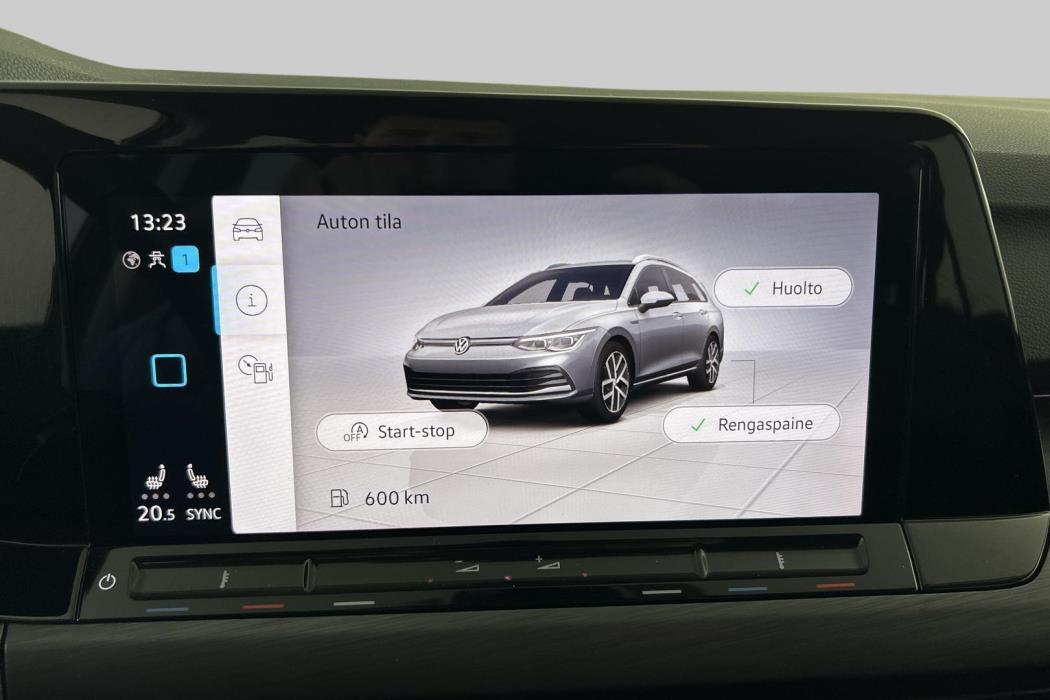 VOLKSWAGEN Golf 2023