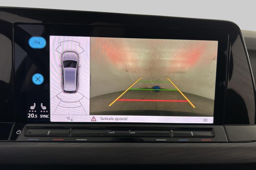 VOLKSWAGEN Golf 2023