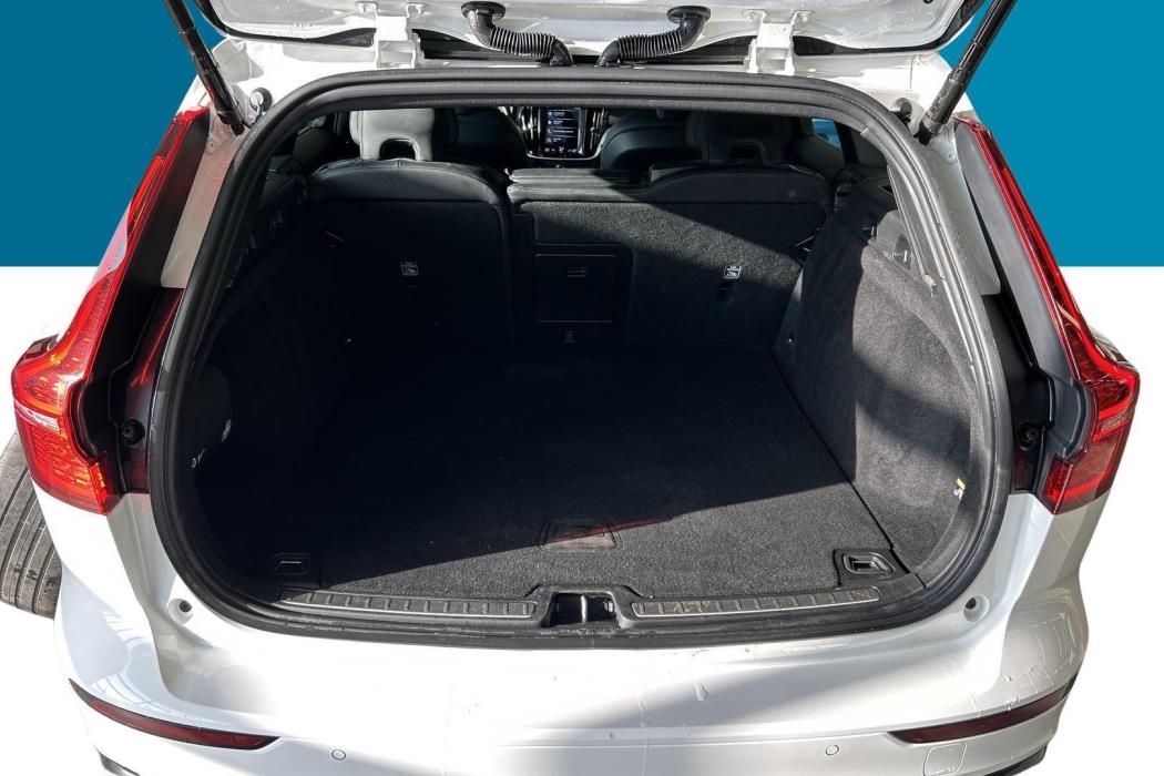 VOLVO V60 2019