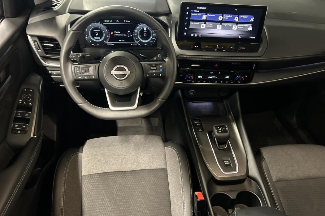 NISSAN Qashqai 2024