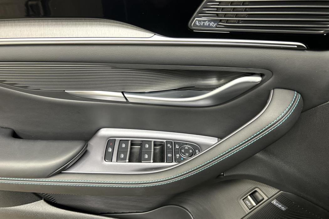 BYD Seal U 2025