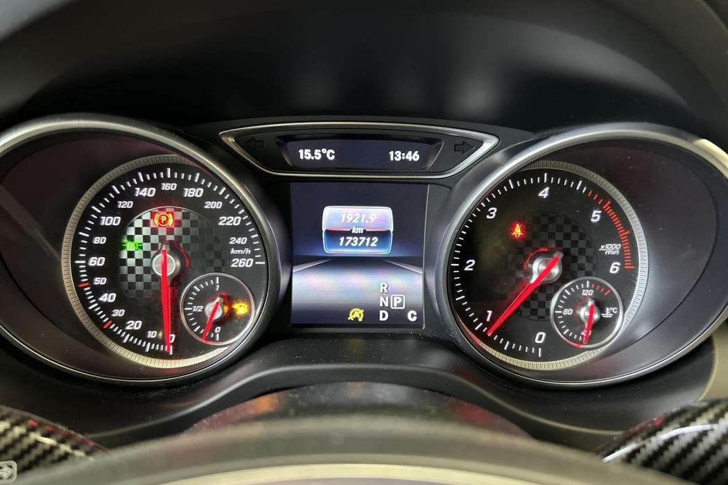 MERCEDES-BENZ A 2016