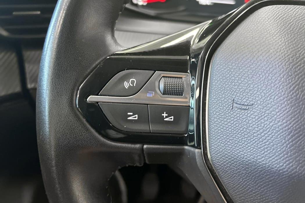 PEUGEOT 2008 2020
