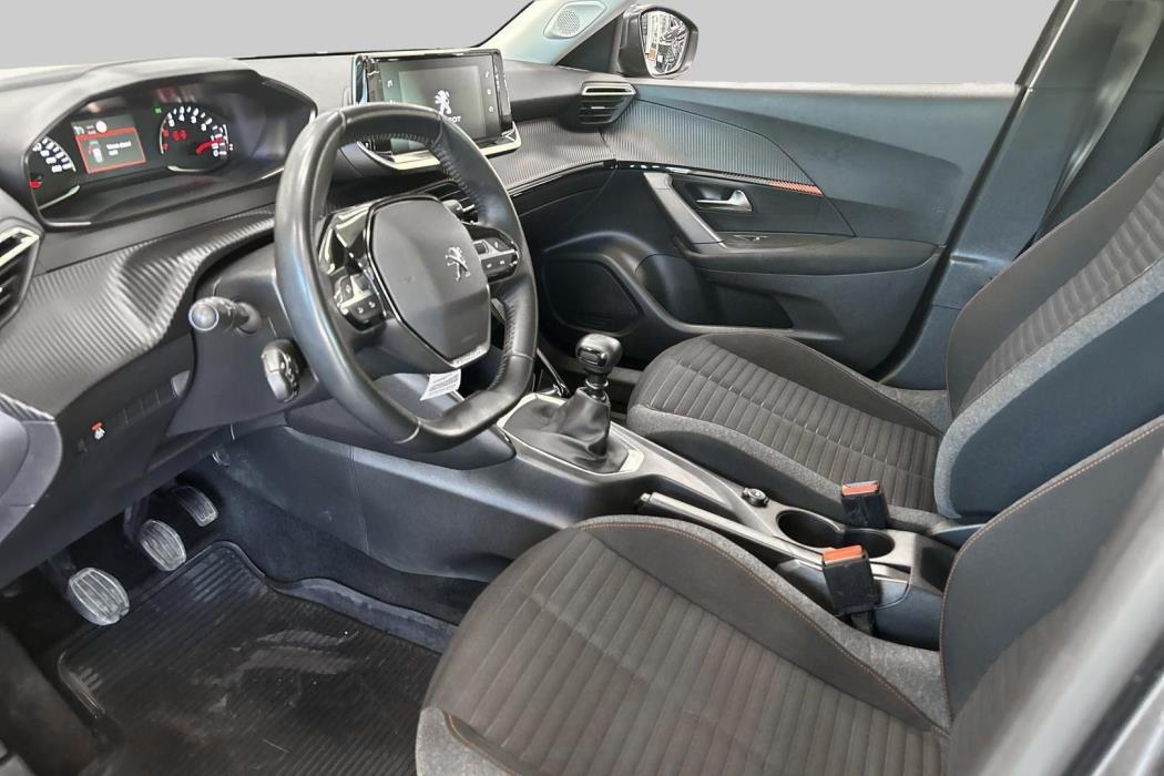 PEUGEOT 2008 2020