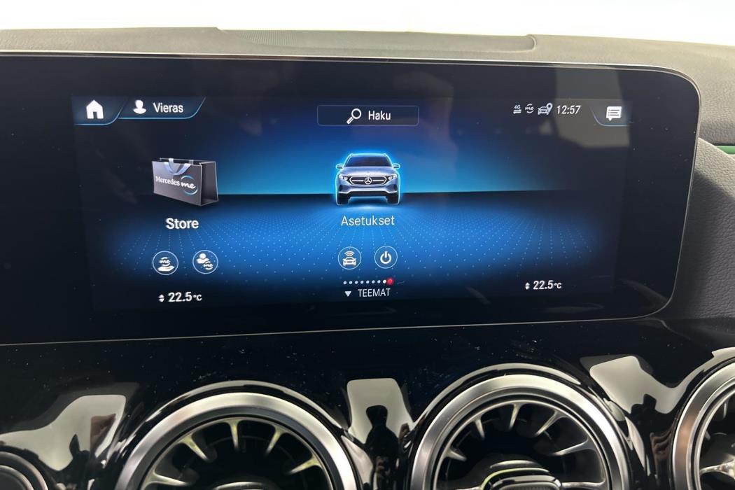 MERCEDES-BENZ EQA 2024