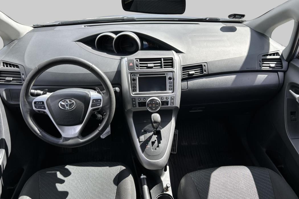TOYOTA Verso 2013