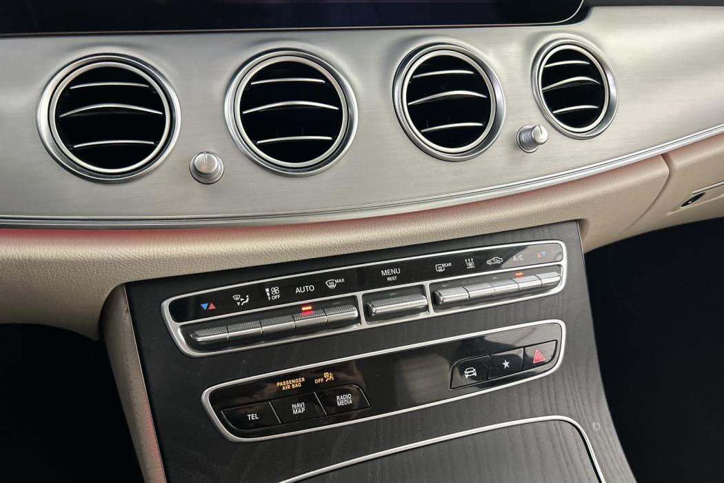 MERCEDES-BENZ E 2023