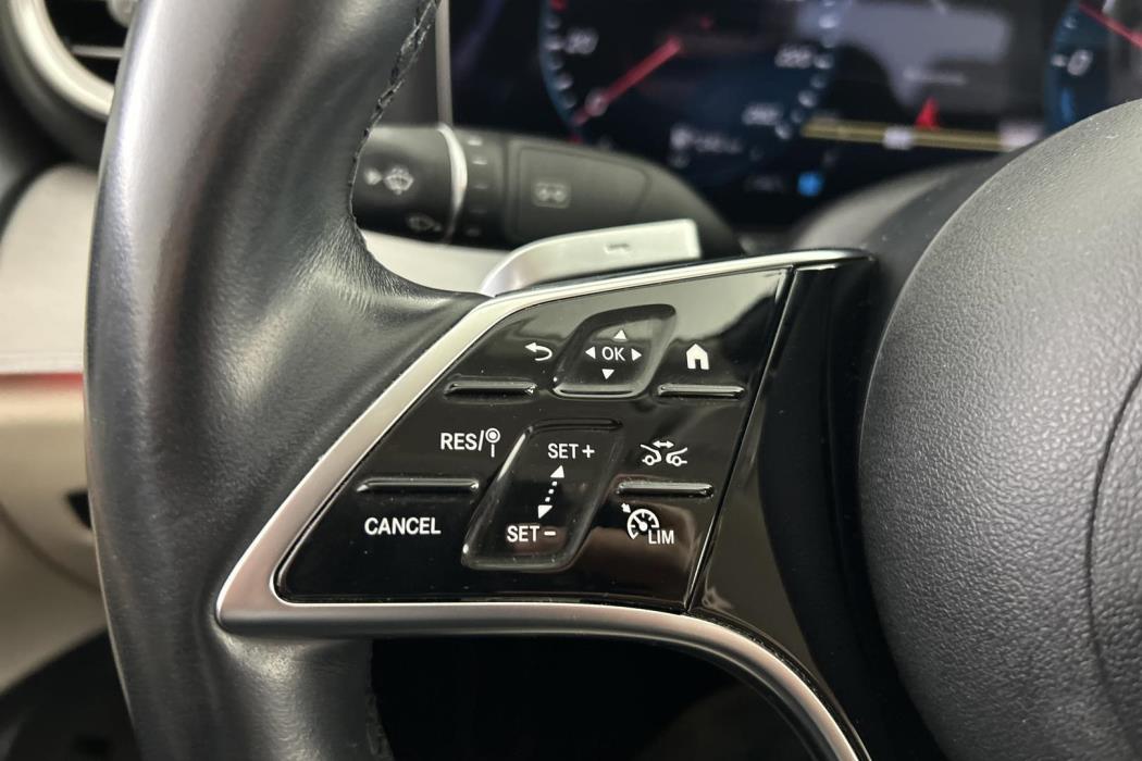 MERCEDES-BENZ E 2023