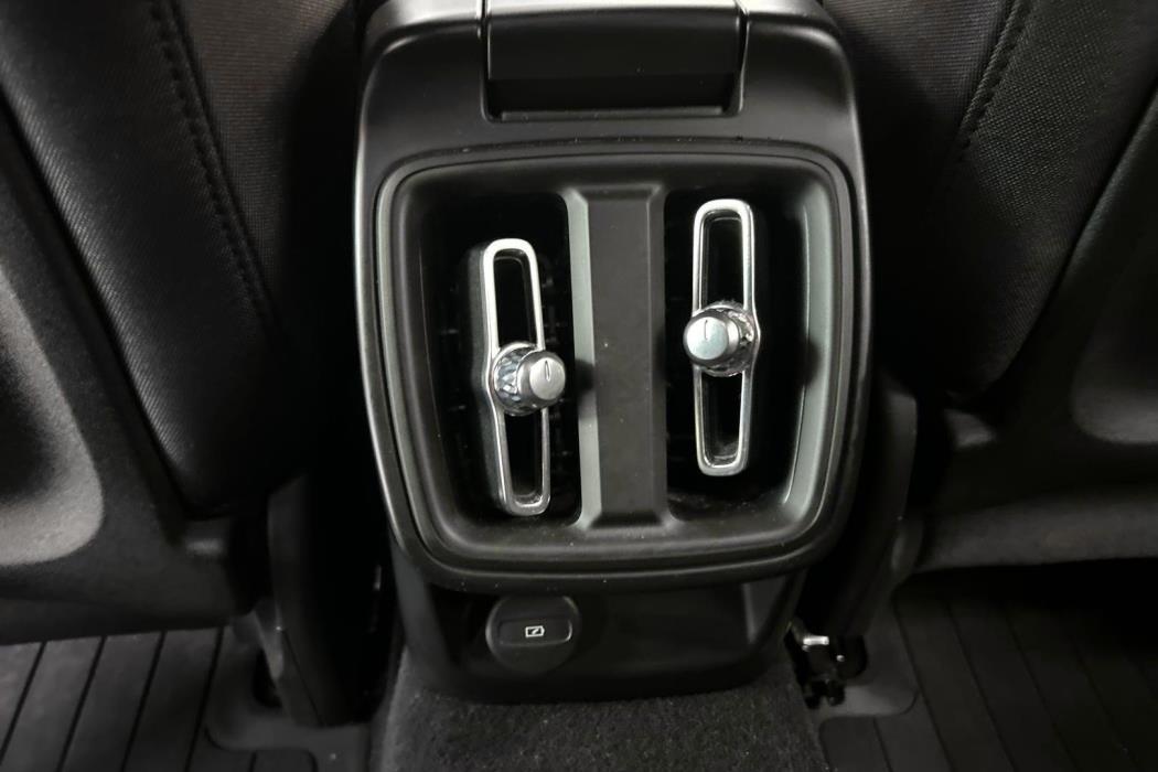 POLESTAR 2 2023