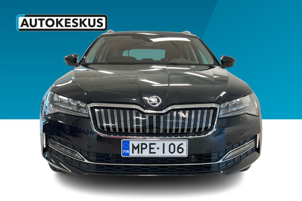 SKODA Superb 2023