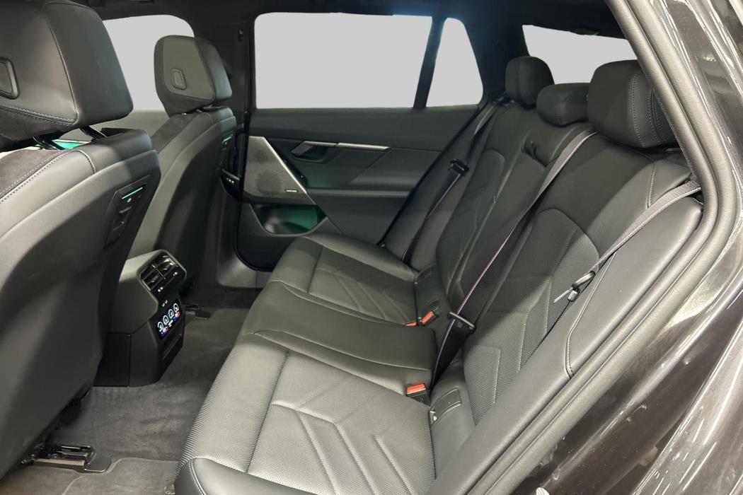 BMW i5 2026